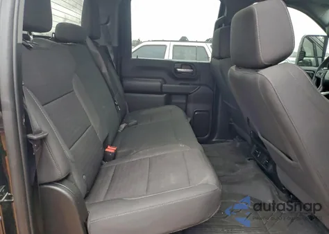 2024 Chevrolet Silverado K2500 Custom z USA, uszkodzony, nr VIN 2GC4YME77R1250165